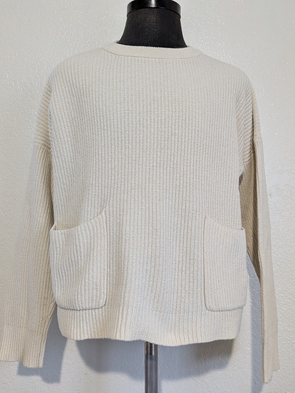 Madewell Cream Ribbed Crewneck Sweater with Front Pockets Size Large